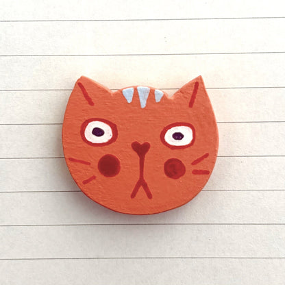 OFF THE WALL - cat face