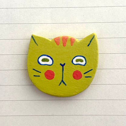 OFF THE WALL - cat face