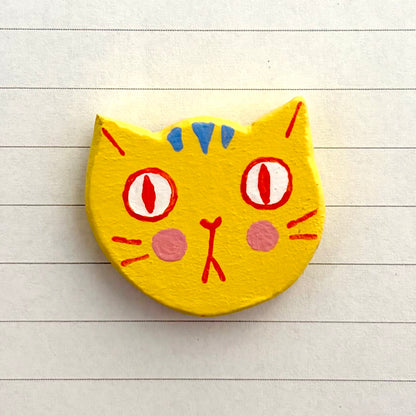 OFF THE WALL - cat face